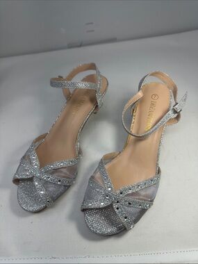 Dream Pairs heels Size 7